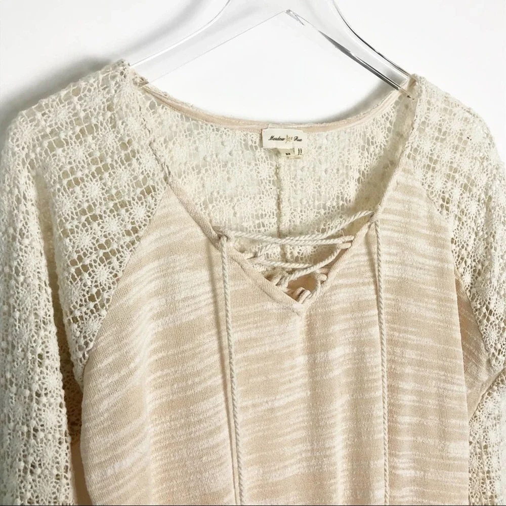 Anthropologie Meadow Rue Crochet Sleeve Top XS